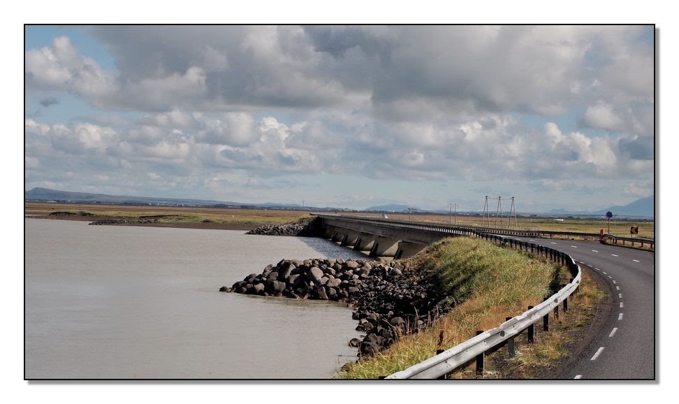 Oseyrarbru - Brücke über die Flussmündung - SW of Selfoss by AustrianAviationArt