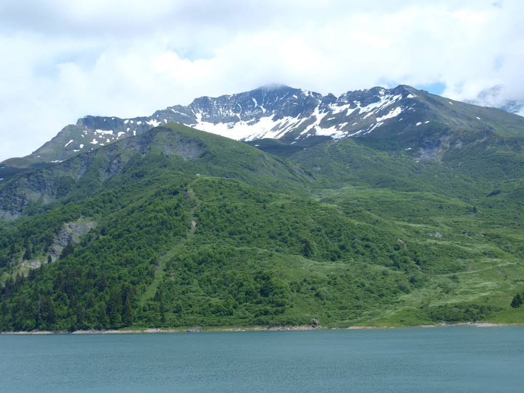 Lac de Roselend by Wim Constant