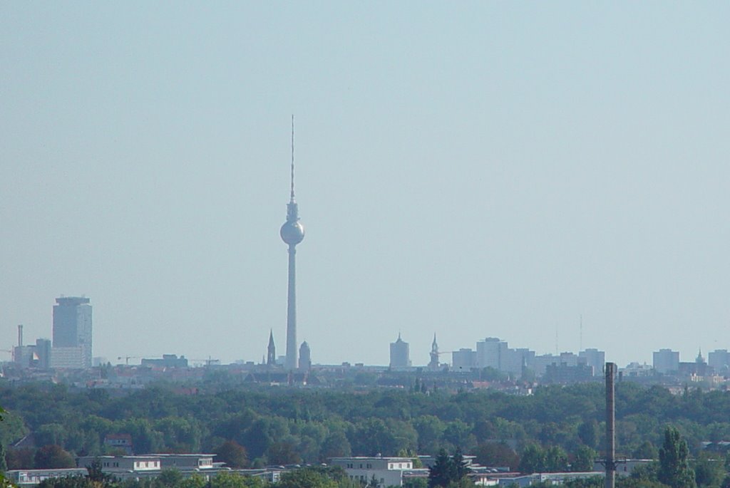 Freizeitpark Lübars - Blick auf Berlin by wolfvonstedden