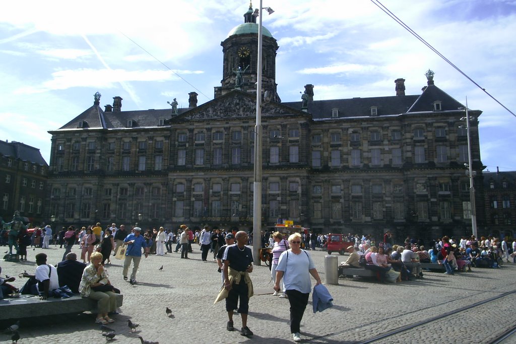 Dam Square by karaflas69