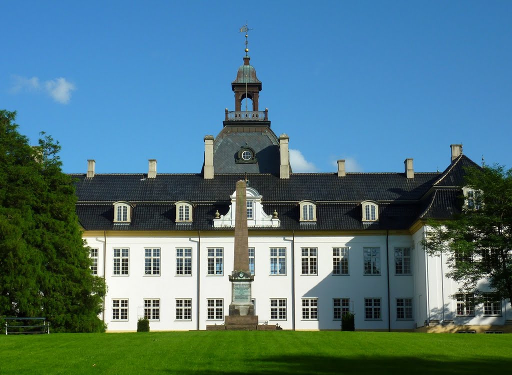 Charlottenlund Slot. One of the royal palaces in the Copenhagen area by thor@odin™