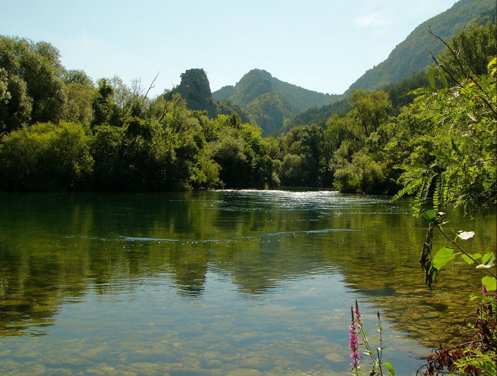 Citina river, Chorvatsko by Miroslav Vavrin