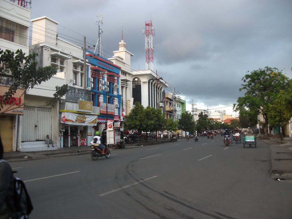 Jalan Kranggan street view from jalan Lawu entrance (right view) by lang sakti