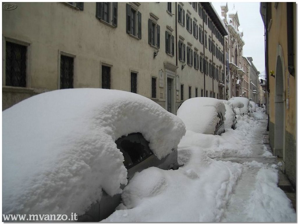 Trento Via Roma - nevicata 28 01 06 by ► Marco Vanzo