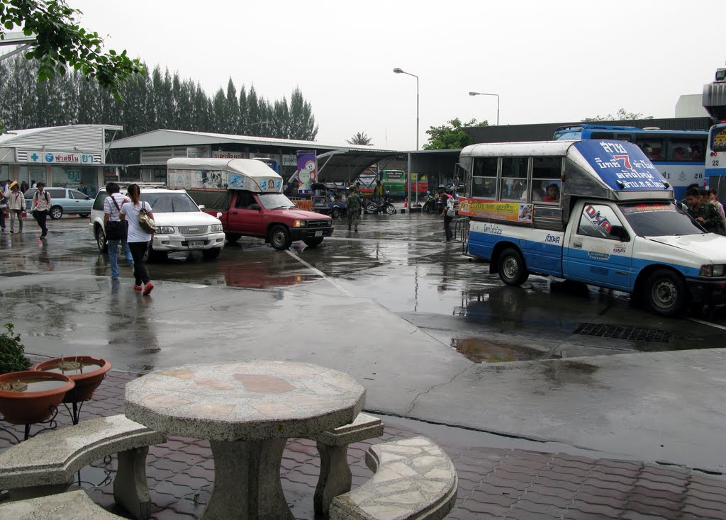 Nakhon Ratchasima, Thailand. Taxis at the busstation in Korat. by Eivind Friedricksen