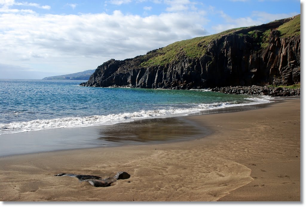 Prainha beach, Madeira by Jurgis Karnavicius