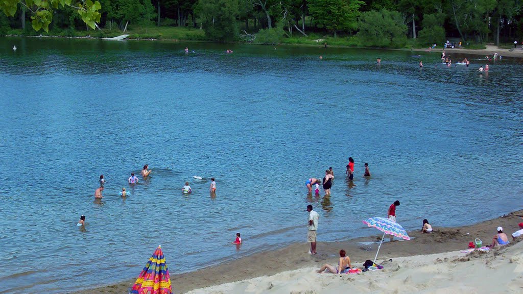 Dunes Beach, Sandbanks Provincial Park (Ontario, CANADA) by phamhoanghai