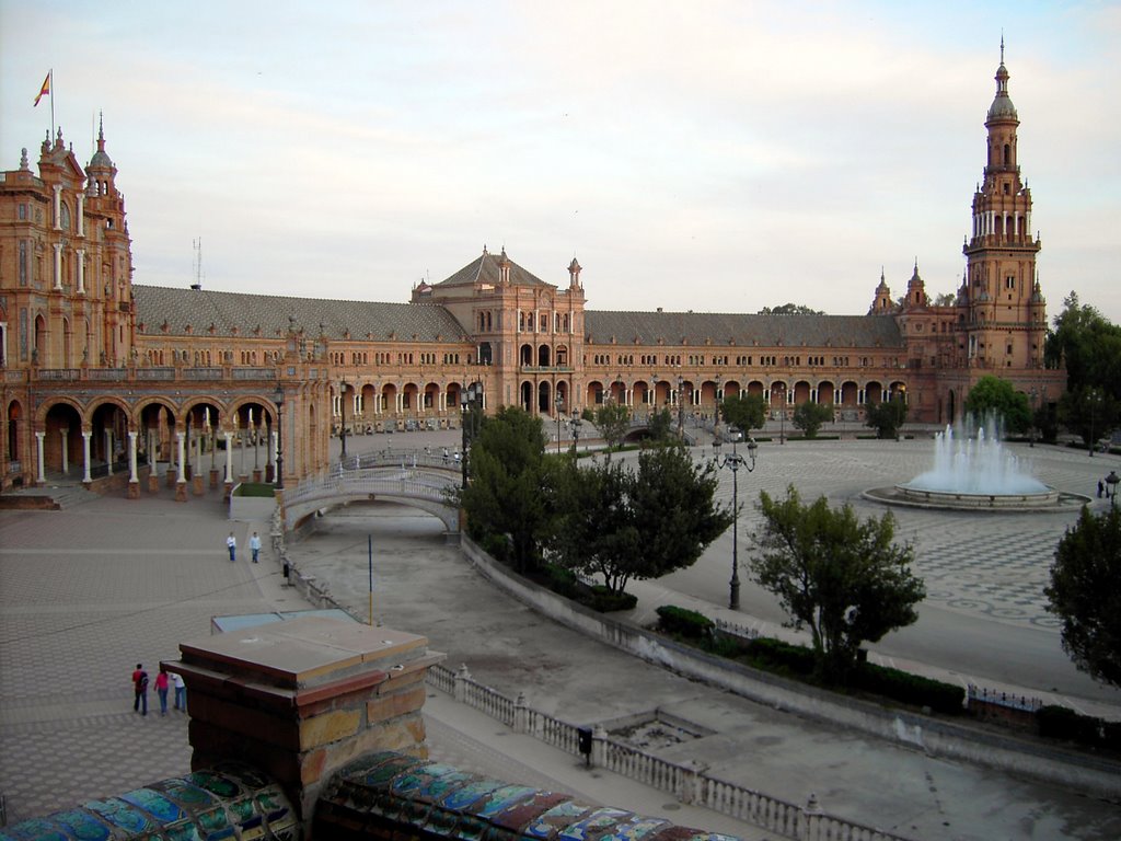 Plaza de España by manuel godoy luna