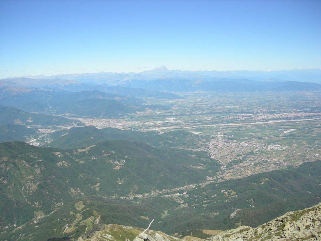 Cuneese e Monviso dal Besimauda by Marino Gandolfo