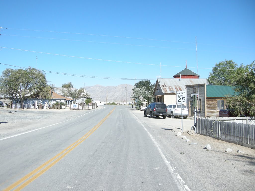 Gerlach Main Street - Aug 2010 by MaxFarrar