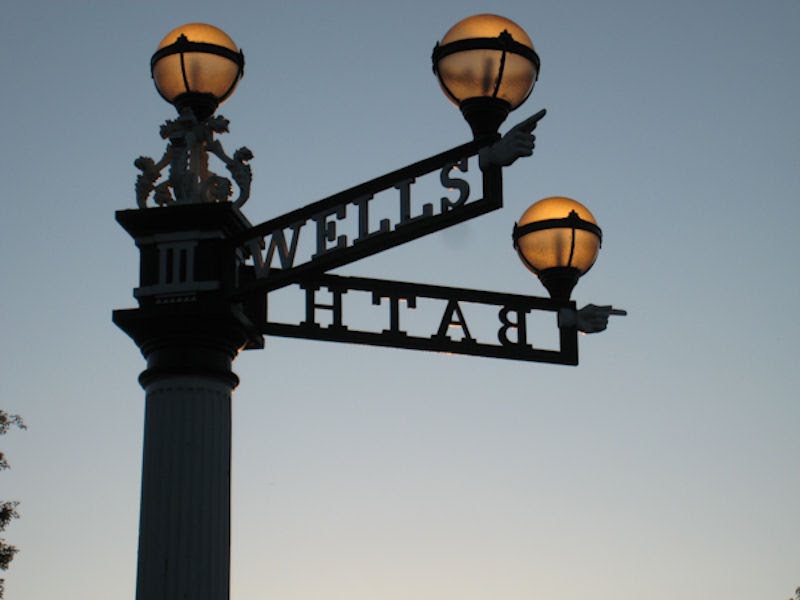 Bristol - The Three Lamps Crossroads by RobLittle