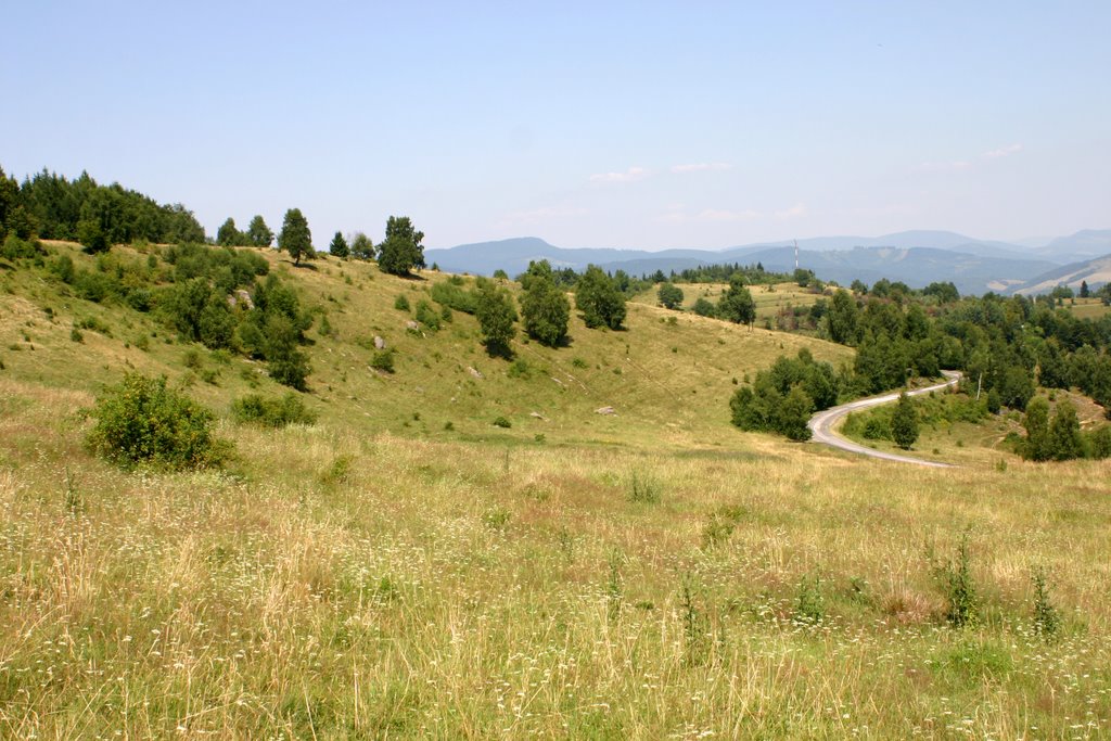 Ďubákovo - Sklenný vrch (approx. 850m) by Jan Madaras