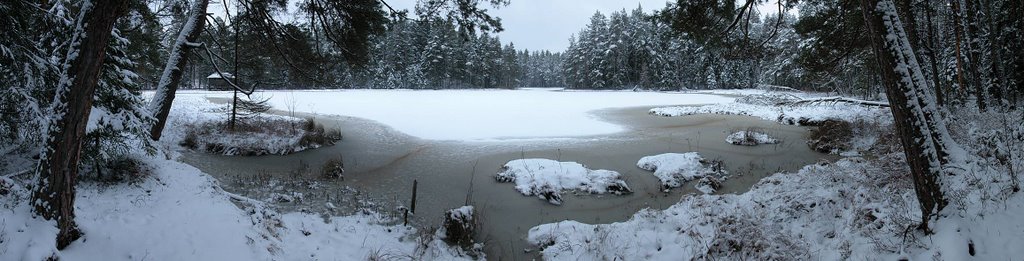 Suchar IV Lake; Wigry National Park; 2005-12-11 by Maciej Romanski