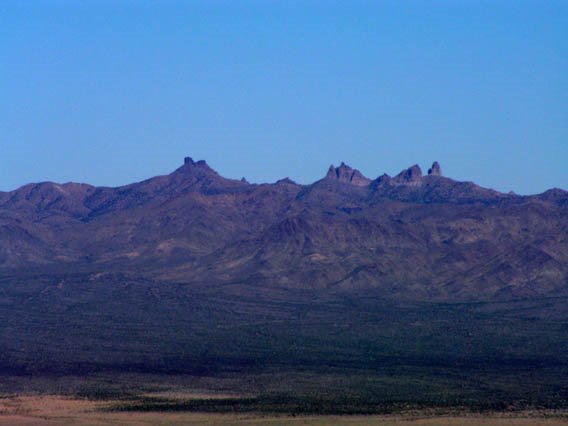 Craggy Peaks on the Long Fall to Nevada by Elfcat