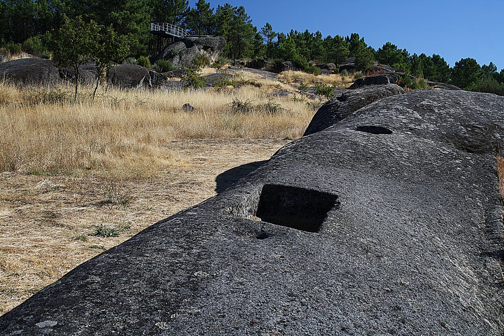 Santuário da época romana, Monumento Nacional, Panóias, Vale de Nogueiras - Vila Real by João Paulo Coutinho