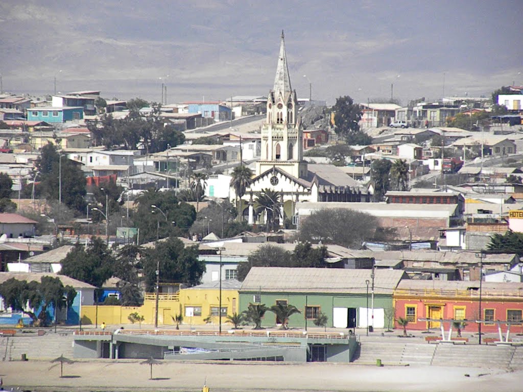 Costanera e Iglesia San Vicente de Paul, Caldera by horacioparrague