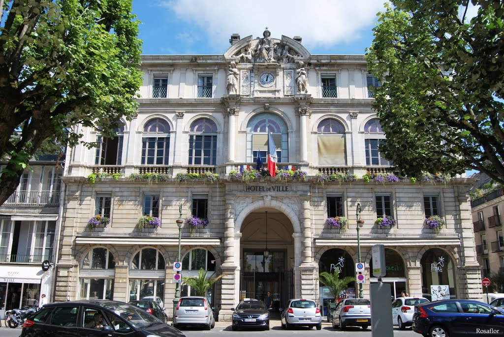 Pau. Hotel de Ville by Rosaflor