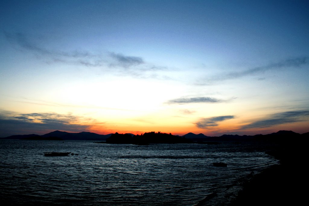 [Yeosu beach sunset] in Yeosu, South Korea by GI Sun, Seo