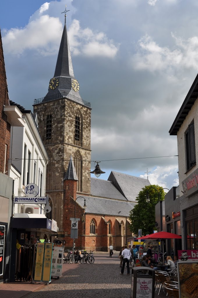 Jacobskerk by H.Bouwstra