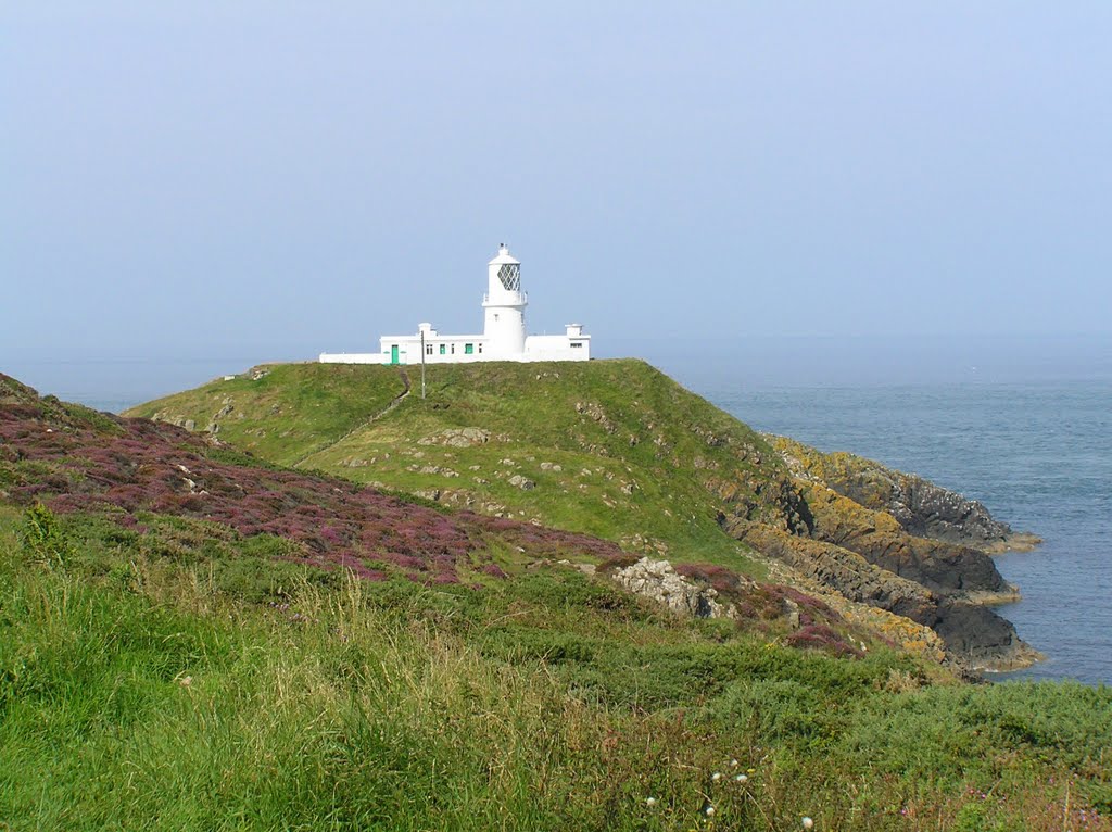 Strumble head lighthouse by quantumstatejim