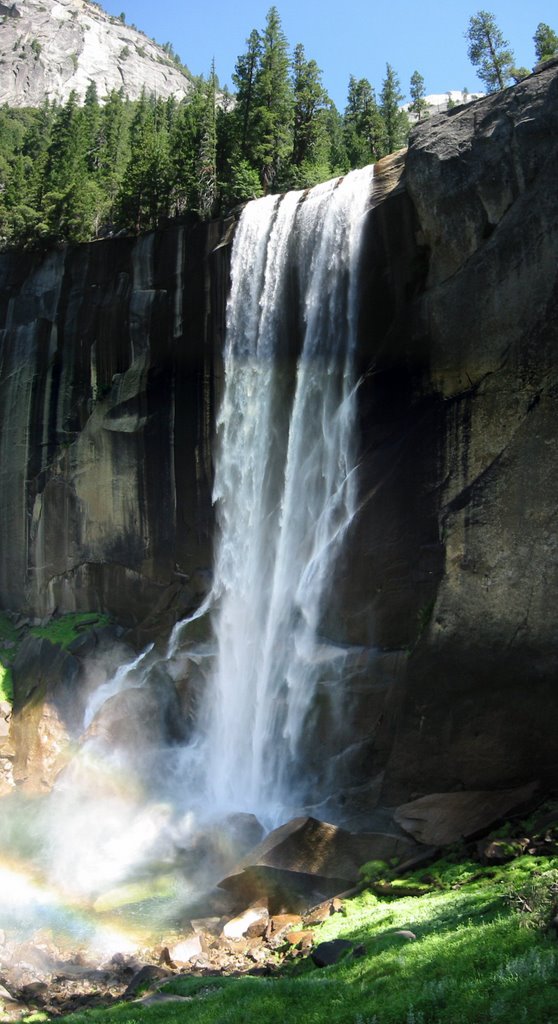 Yosemite 1 aug 2002 by Jon Nool