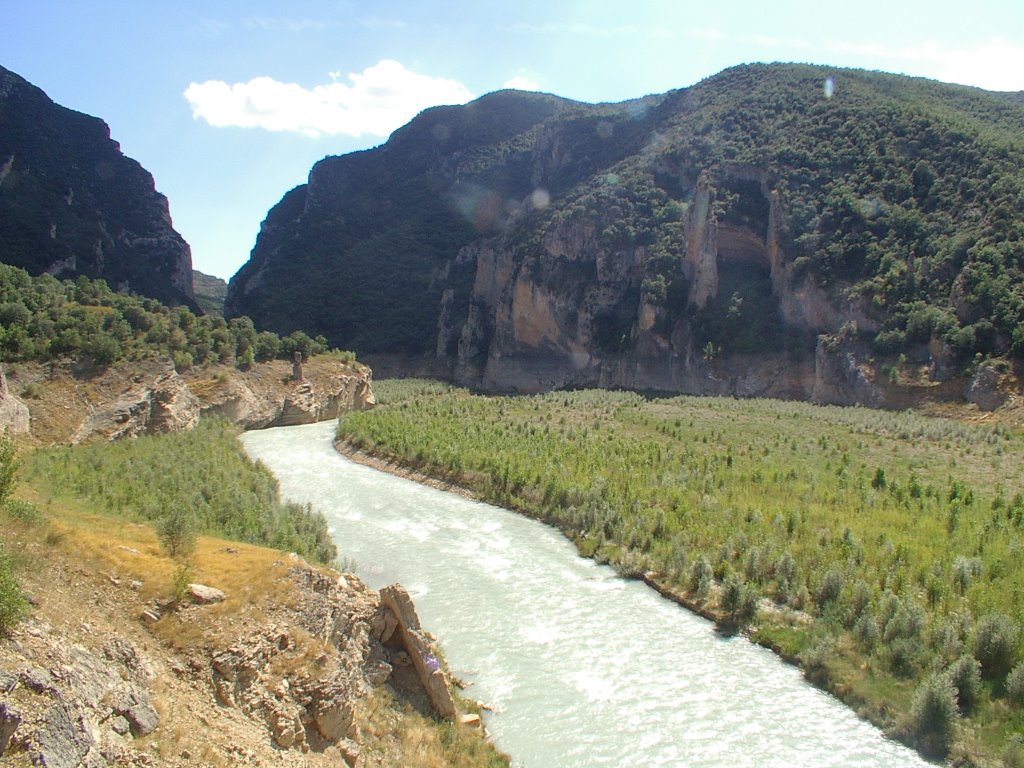 Sant Esteve de la Sarga, 25632, Lleida, Spain by jose antonio navarro