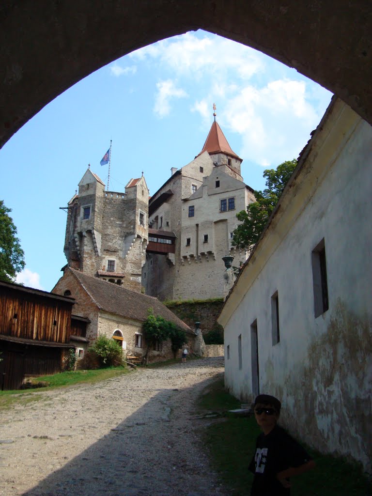 Burg Pernštejn by Pädi