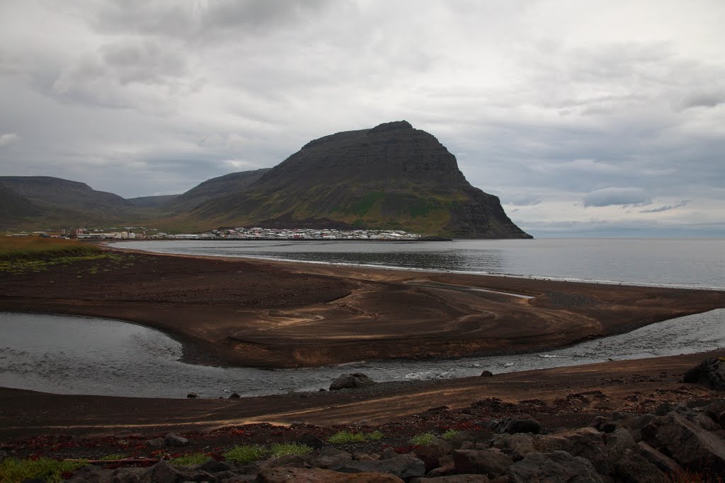 Bolungarvik, Iceland by kike_gs