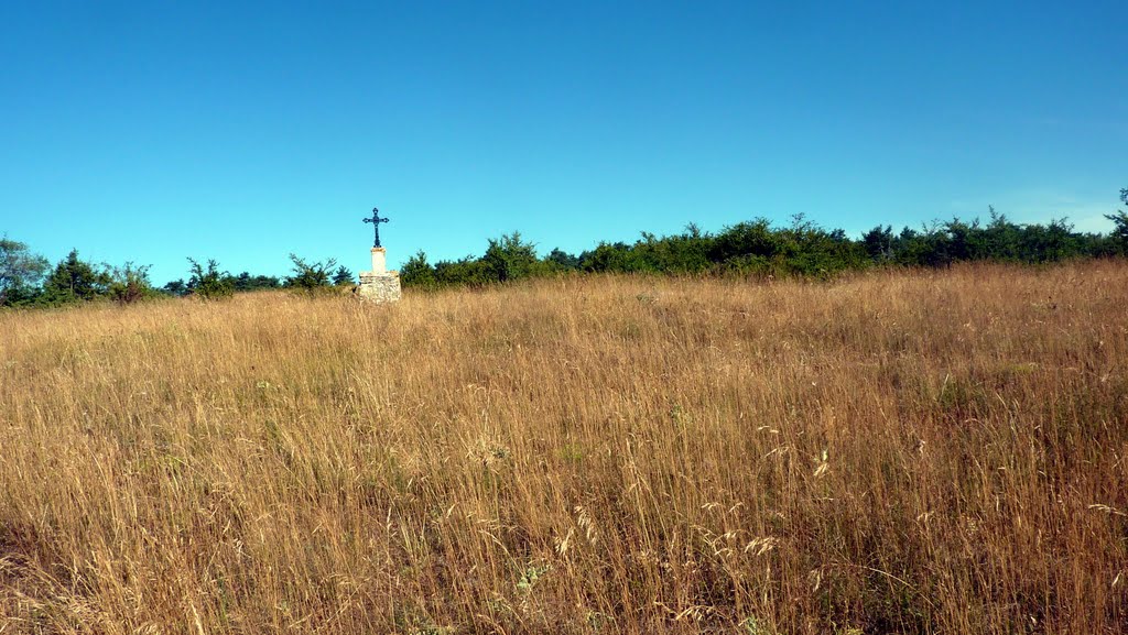 La croix de St Sauveur by arouviere