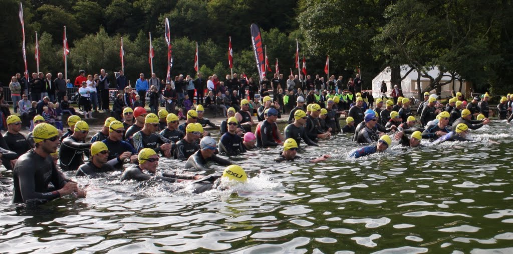 Silkeborg Triathlon 2010, start ½ ironman by Erik Vind