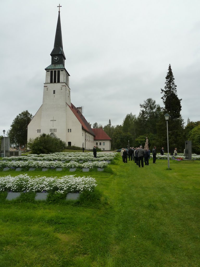 Kemijärvi kyrka 22.8.2010 by photog