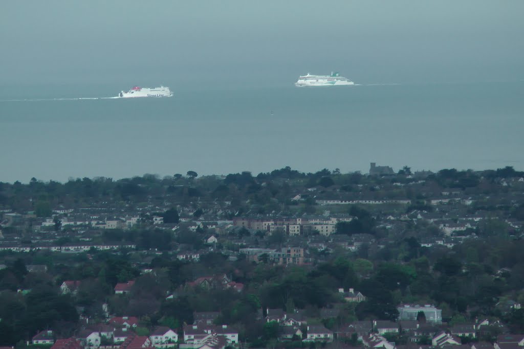 Stena Lines ferry and Irish Ferries ferry at Dun Laoghaire by rowebo