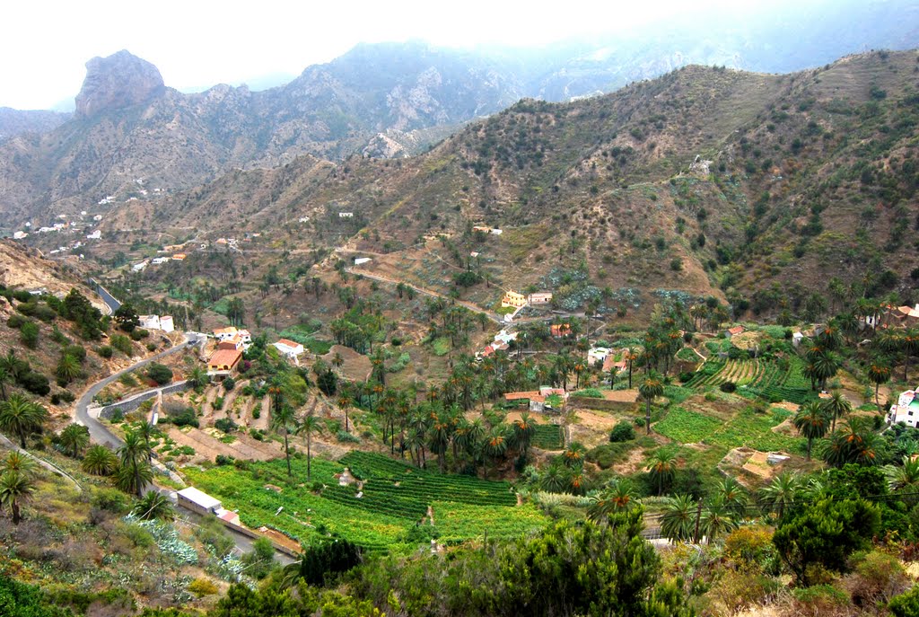 Barranco de Vallehermoso by Carlos Pérez