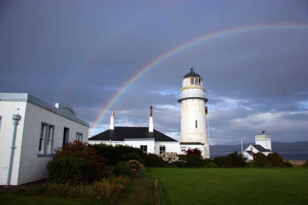 Toward Lighthouse after the Storm by hazdy