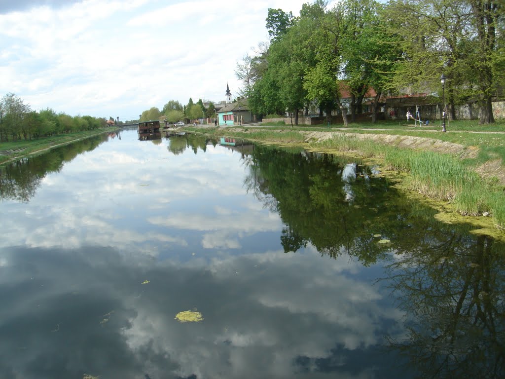 Veliki Backi kanal....i splav by lavica.vp