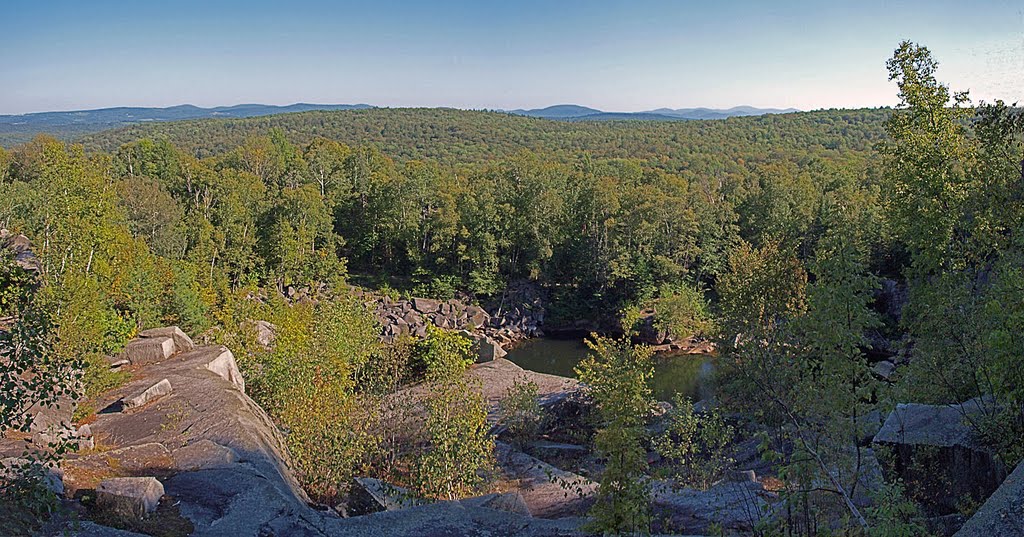 Woodbury Granite Quarry #4 by cwohlers