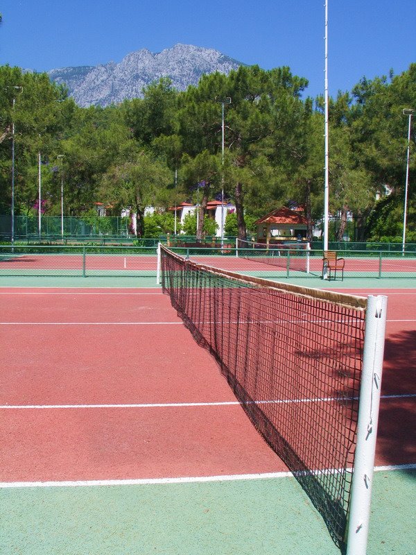 Otium 06 Tennis Courts by Yury Avidzba