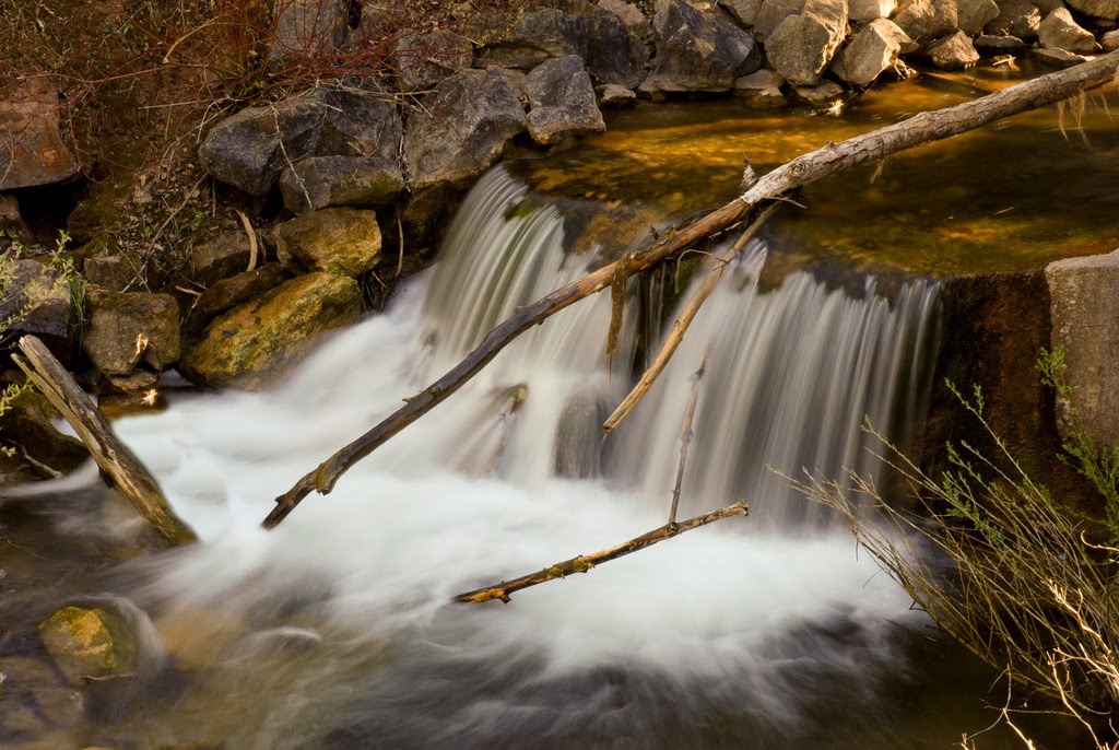 20 Ton Falls by Keith Watson