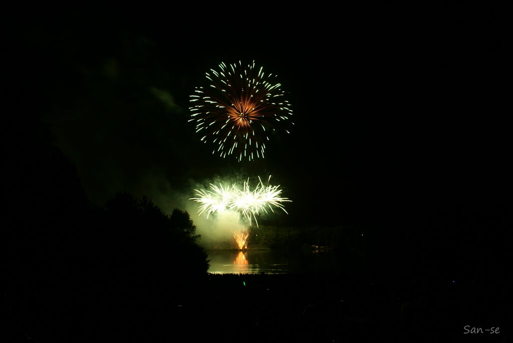 Schloß Berge Sommerfest 2010 Feuerwerk 2 by San-se