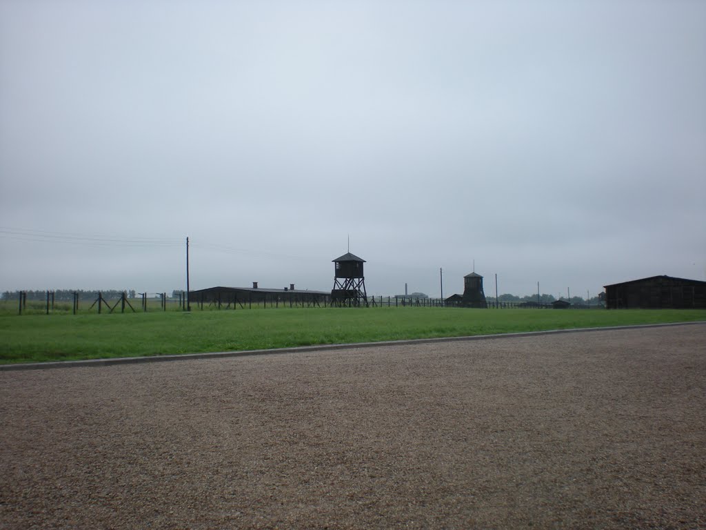 Majdanek Camp by UĞUR EKİN