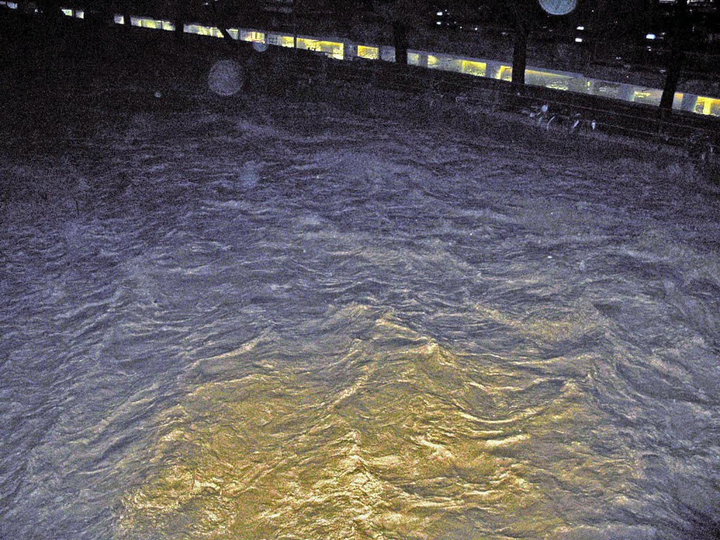 Carrara - l'alluvione del 23 settembre 2003 by frlava