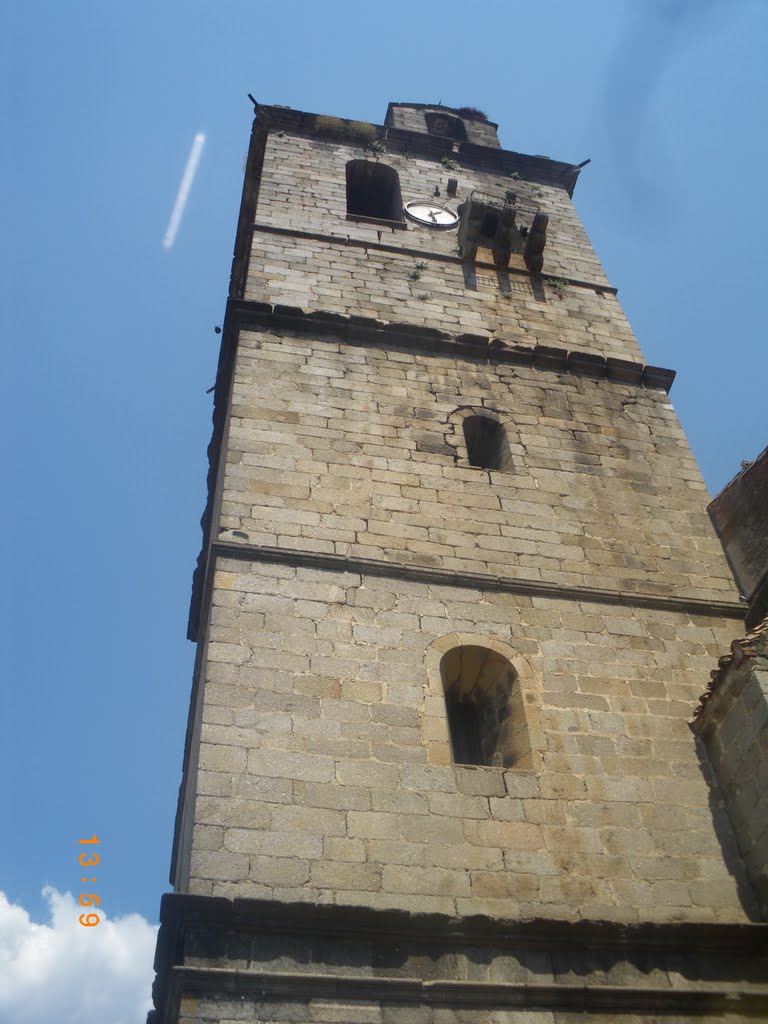 Torreón con reloj en Arenas by alberto garcia vizca…