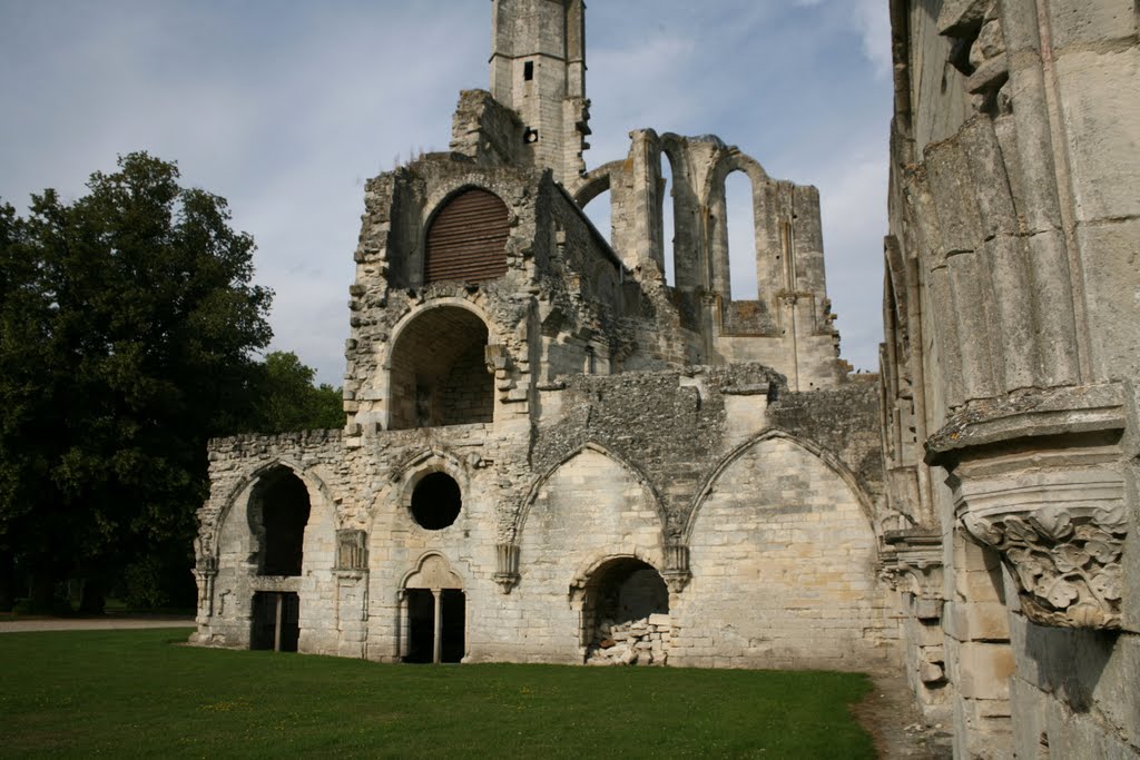 Abbaye Royale de Chaalis, Fontaine-Chaalis, Oise, Picardie, France by Hans Sterkendries