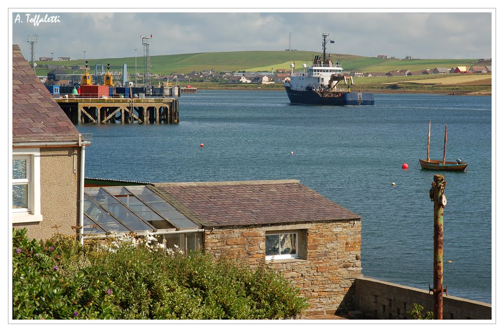 Stromness, Orkney, Scotland by toffa77