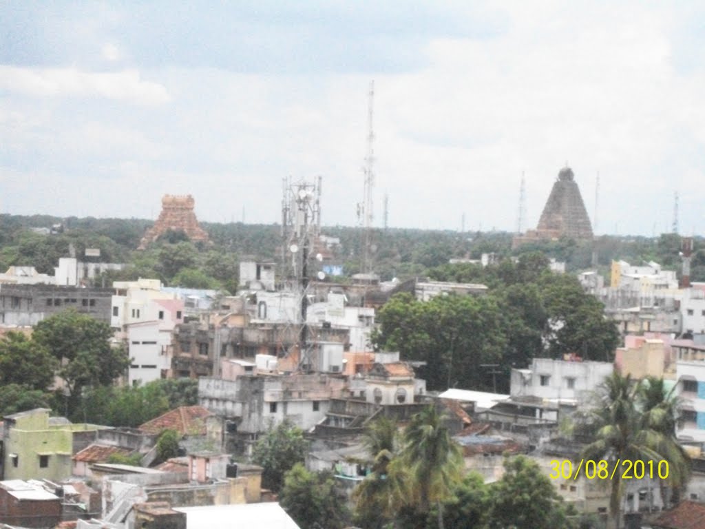 Big temple from saraswathi mahal by teenmoon5