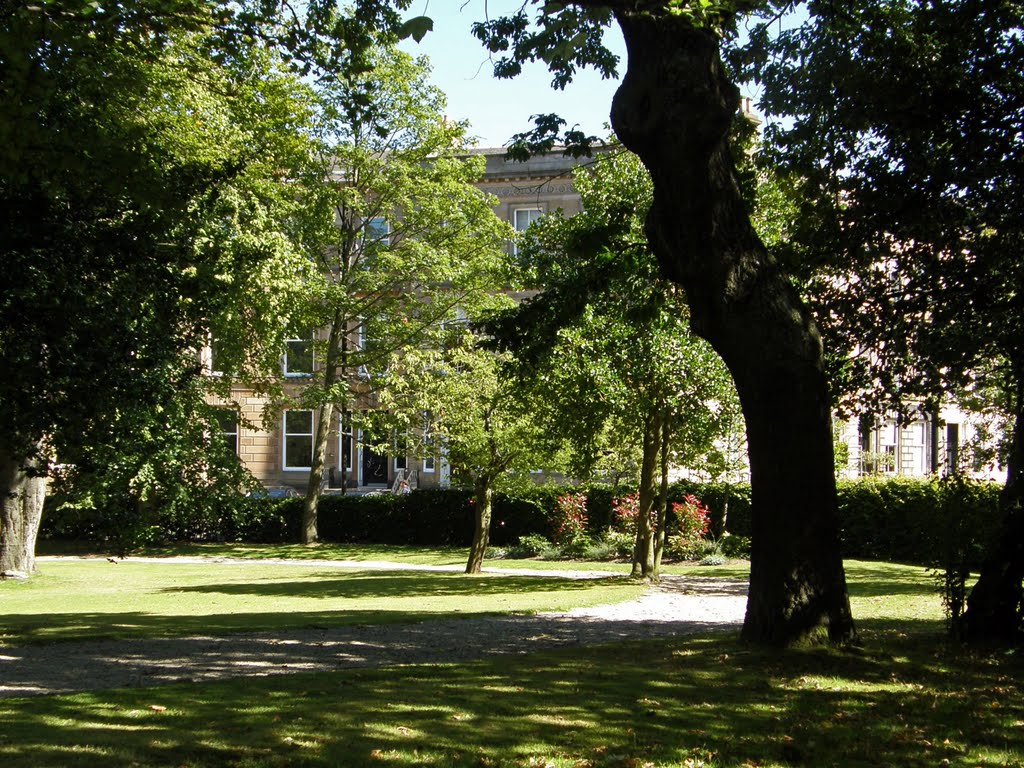 Park Circus Gardens by © Douglas MacGregor