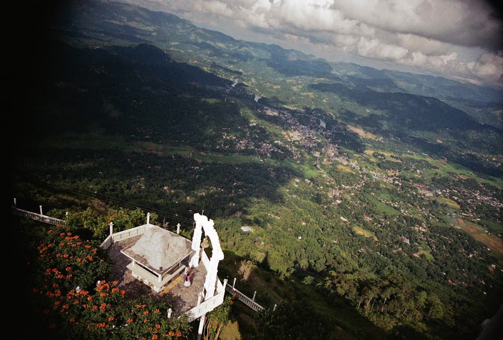 View from Ambuluwawa Tower by sds-image