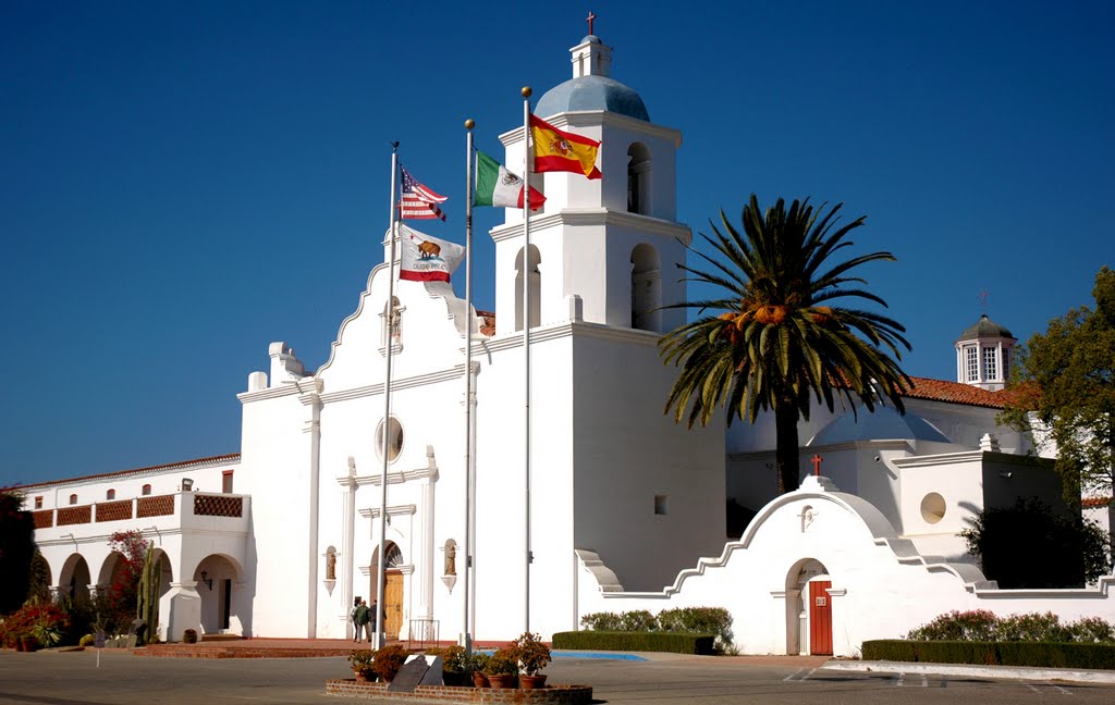 Mission San Luis Rey de Francia by Jim Spaulding