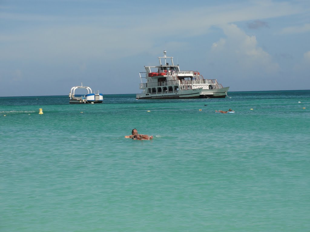 El mar es como una gran piscina by leralera