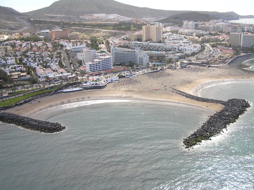 Lugar Urbanizacion San Eugenio, 14D, 38660 Costa Adeje, Santa Cruz de Tenerife, Spain by bcastro209